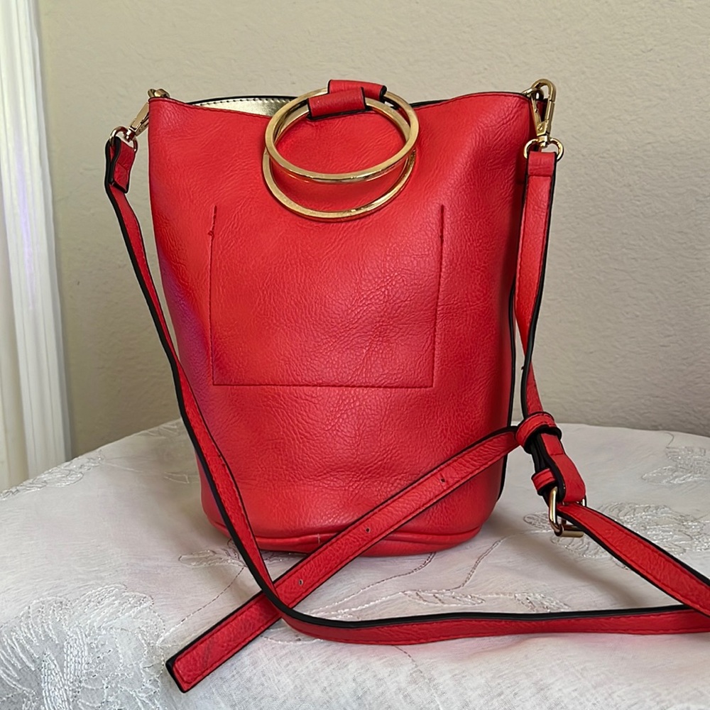 Ladies hand bag for affordable price